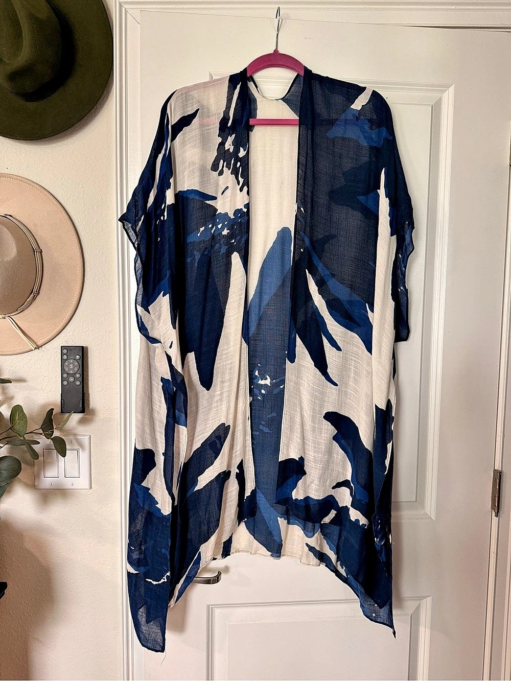 Blue & White Abstract Drape